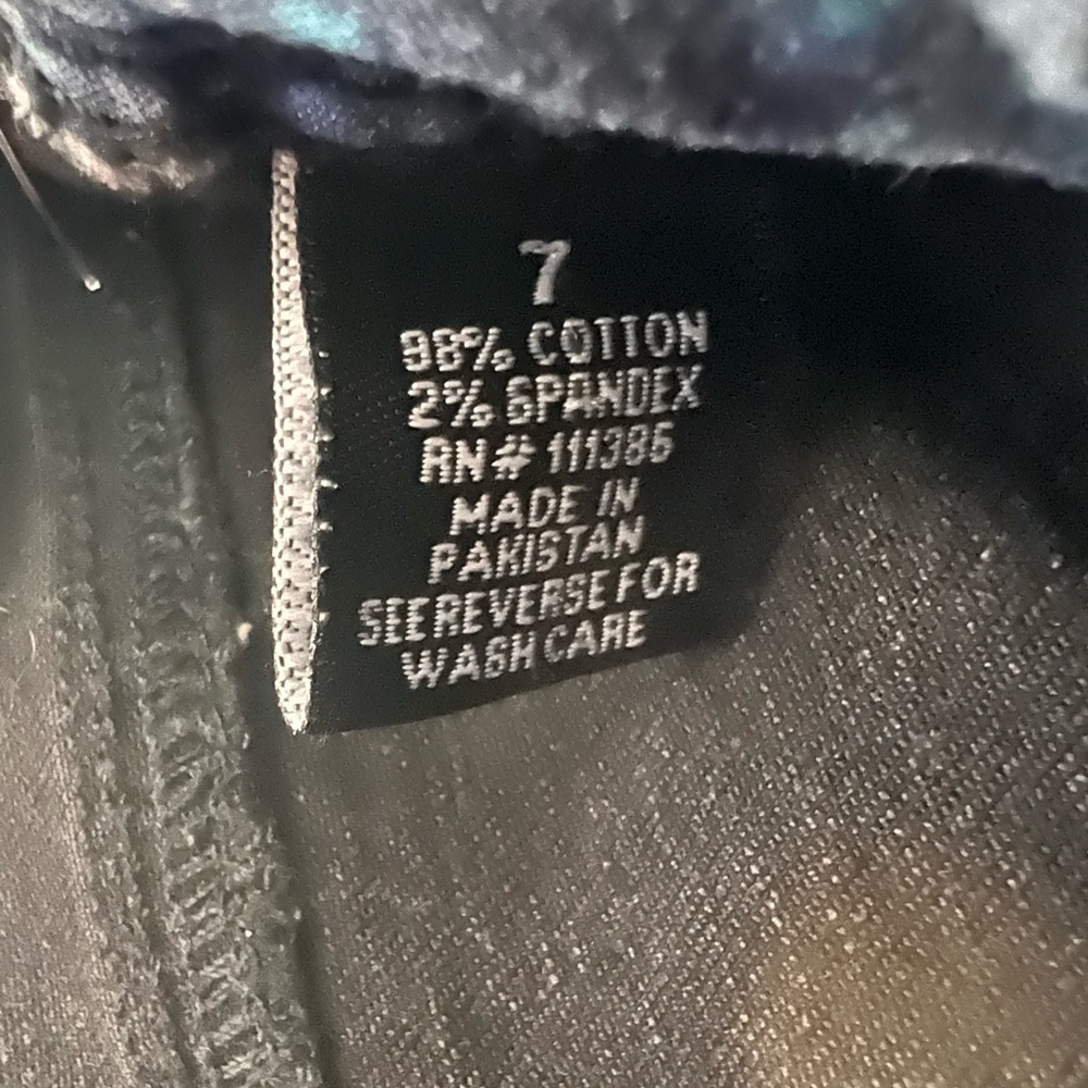 Nike - Picture 6 of 17